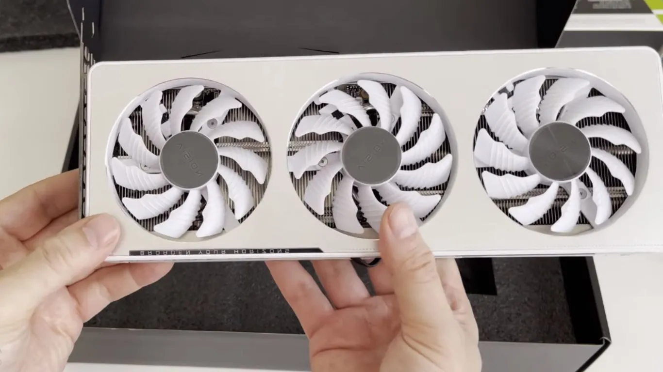RTX 3060 Fans Not Spinning